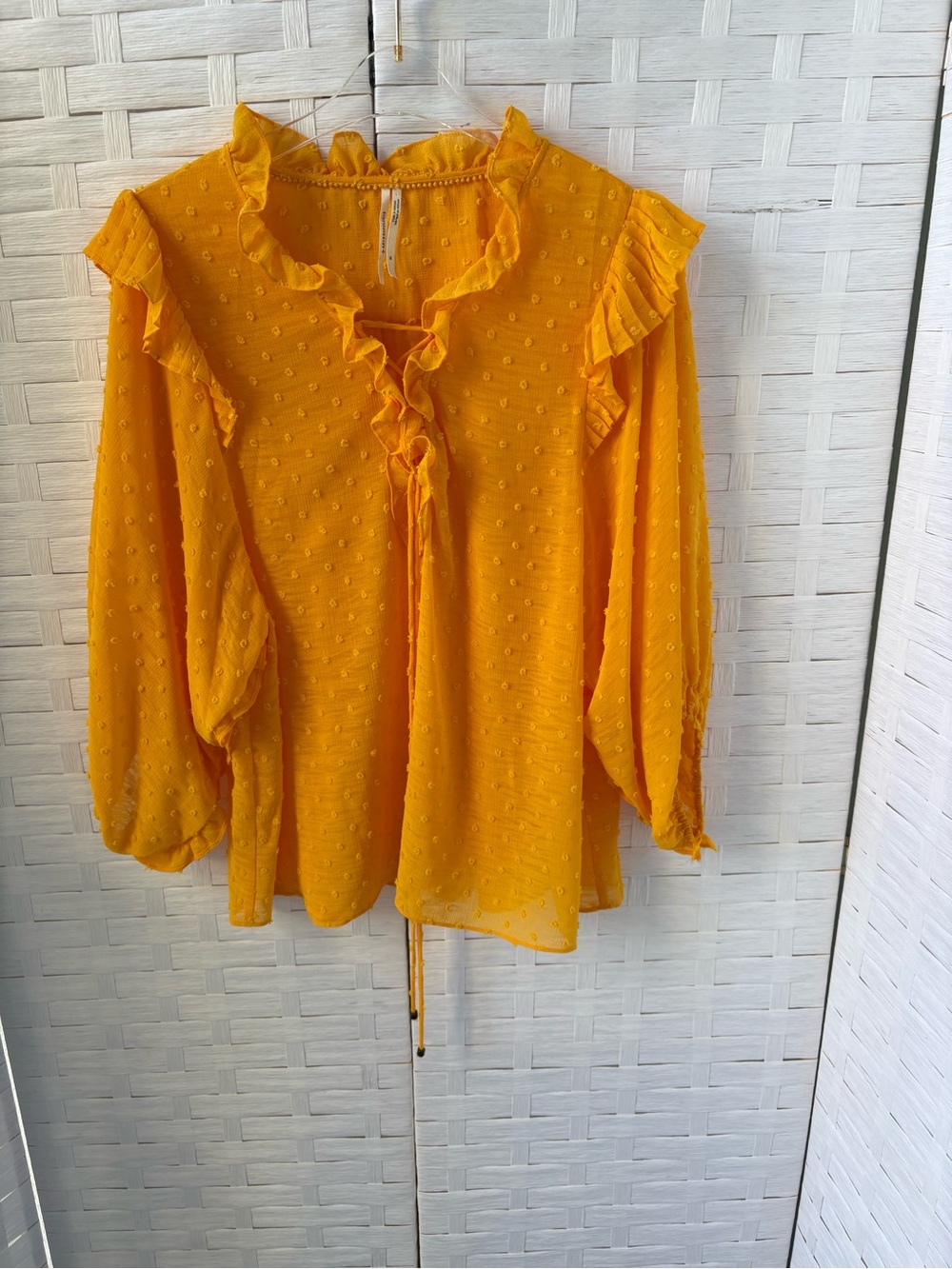 Anthropologie Size XL Mustard Ruffle Swiss Dot Blouse Tie Front 3/4 Sleeve